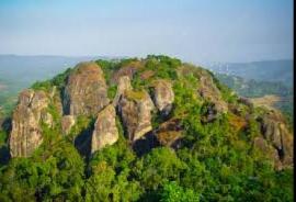 Gunung Api Purba nglanggeran